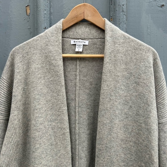 Athleta Spirit Wool Cashmere Grey Cardigan, size Small - Picture 5 of 10